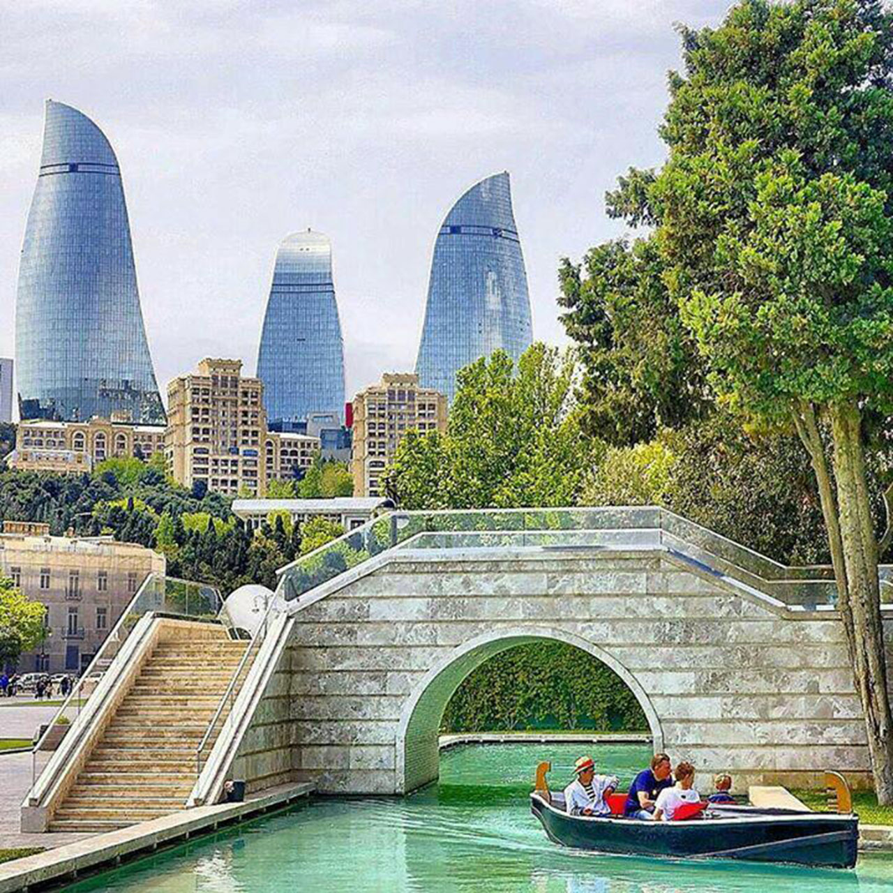Visit Baku National Boulevard